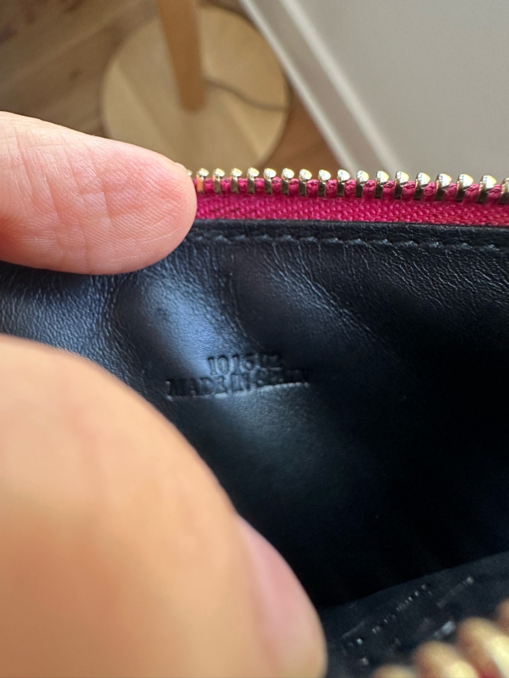 AUTHENTIC Loewe Anagram Coin Purse- hot pink - Picture 9 of 10